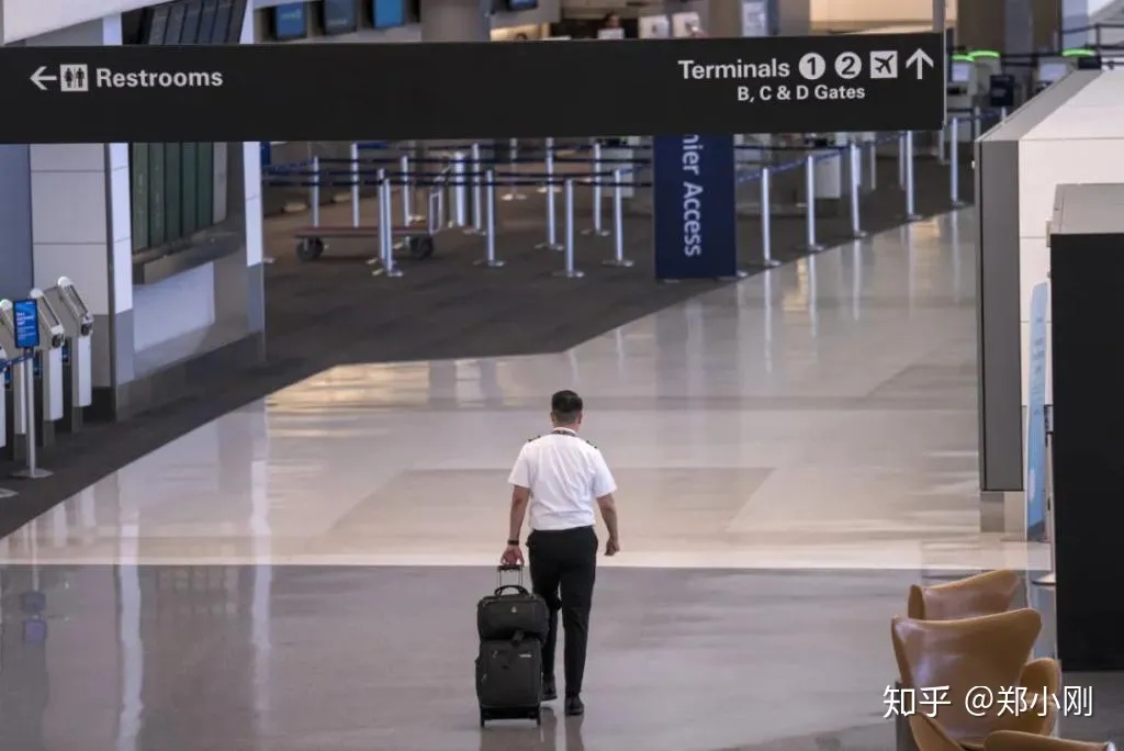 飞机的靠窗位置是什么座位号？—美国退役飞机公司