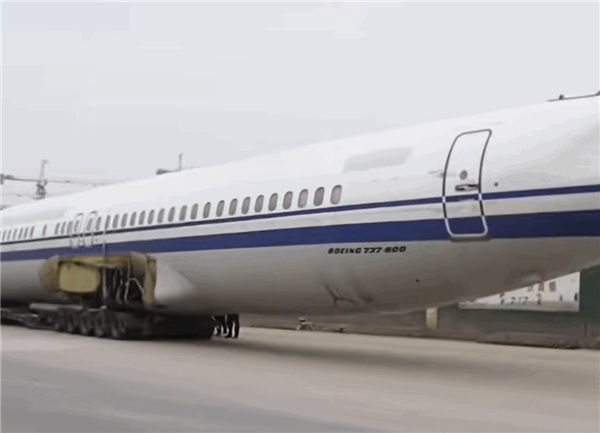 高校花1350万买波音737飞机当教具—美国退役飞机协会